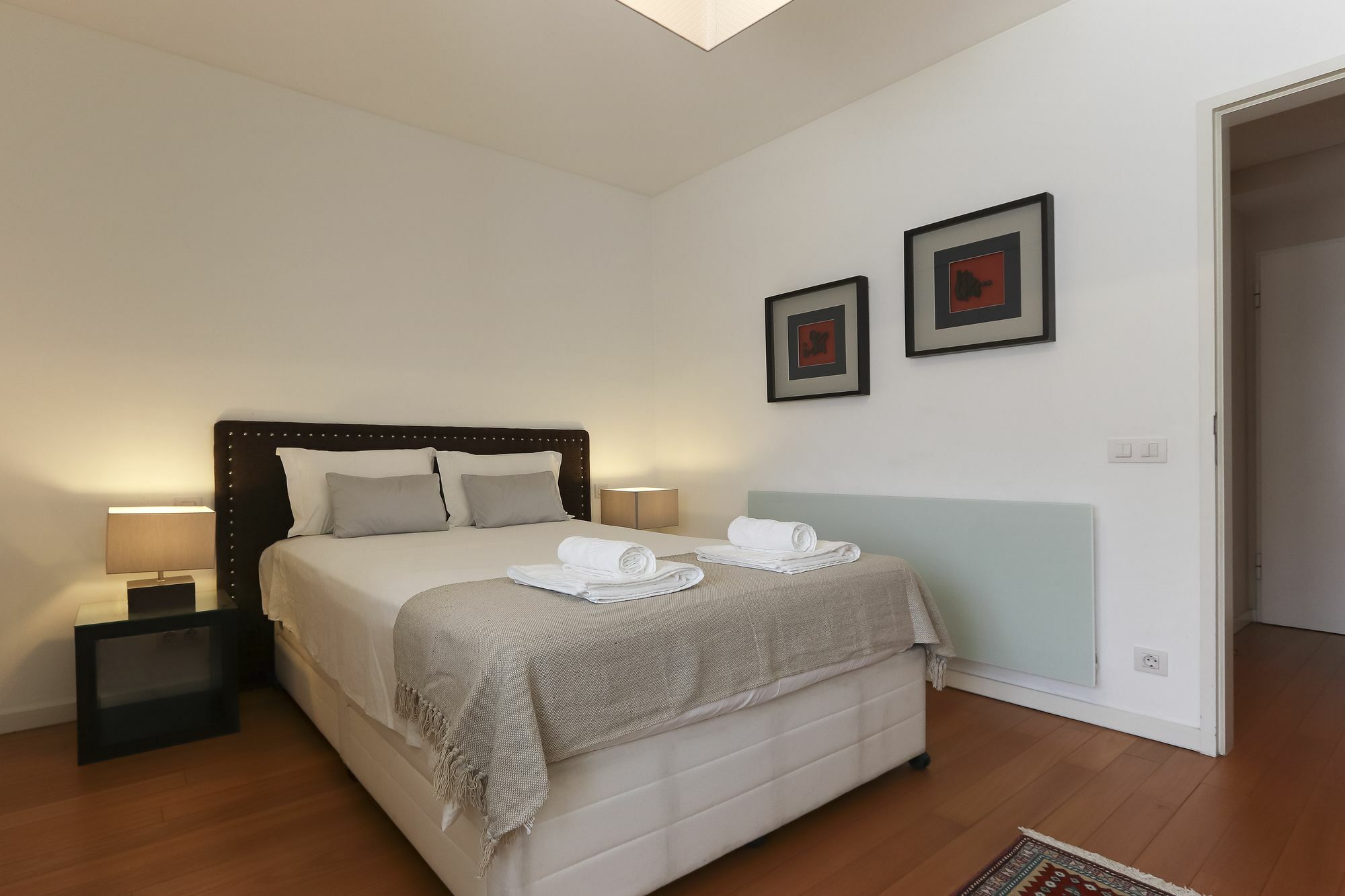 Downtown Chiado By Homing Apartman Lisboa Kültér fotó
